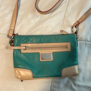 Purse crossbody strap Tignanello like new